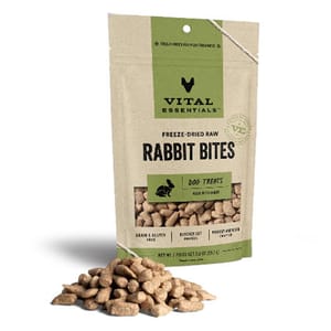 VITAL VITAL ESSENTIALS 凍乾狗小食 兔肉粒 2oz 2oz 正面圖
